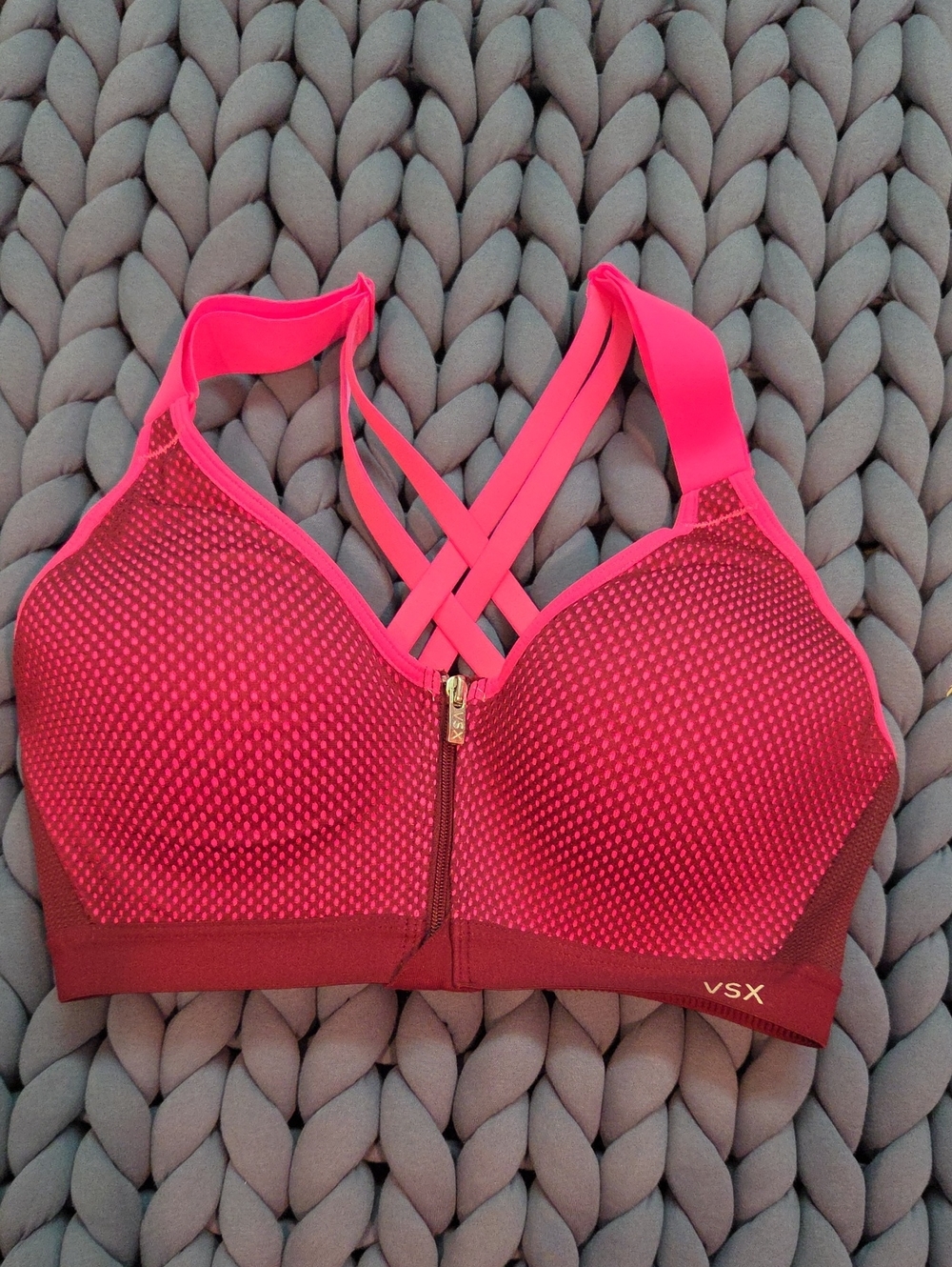 Victoria's Secret Knockout .VSX Hot Pink & Deep Wine Front-Zip Sports Bra